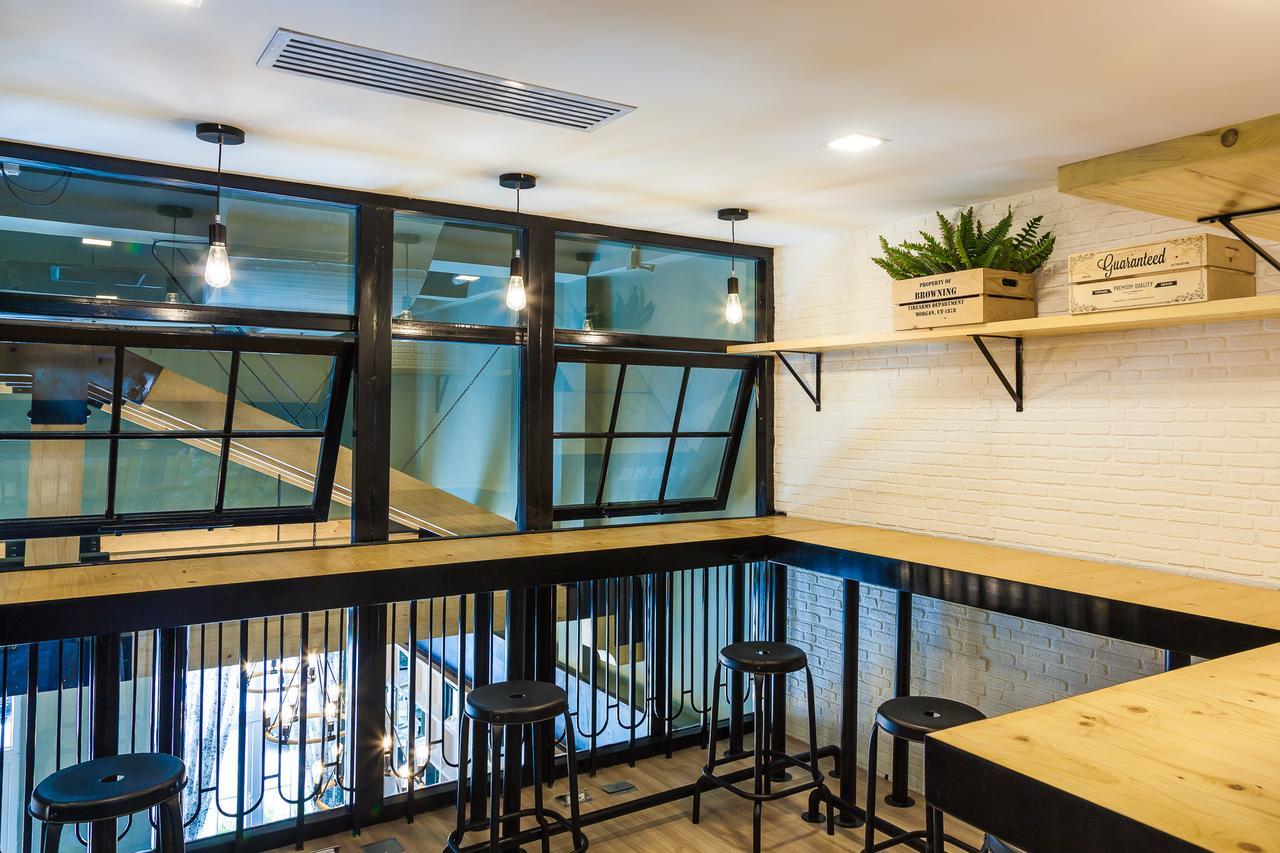 Travel Light Hostel Pattaya Luaran gambar