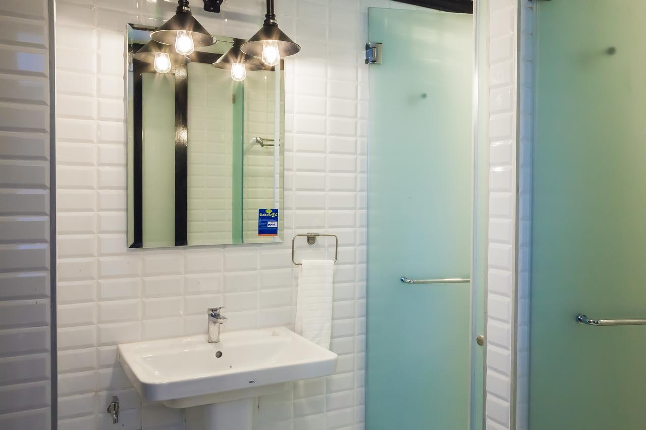 Travel Light Hostel Pattaya Luaran gambar