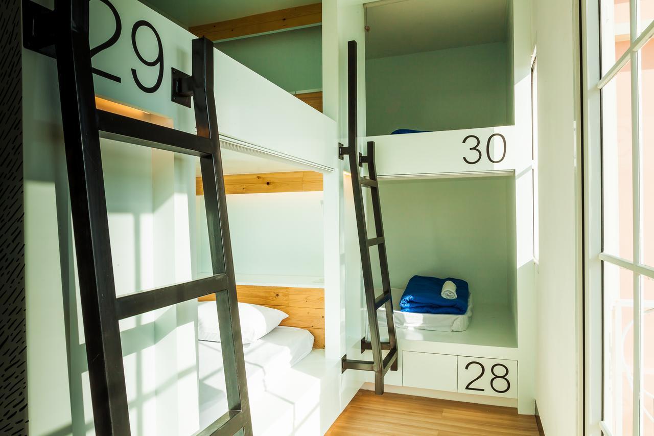Travel Light Hostel Pattaya Luaran gambar